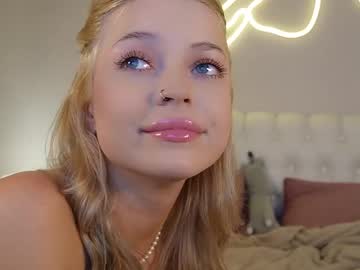 kellypeachcake